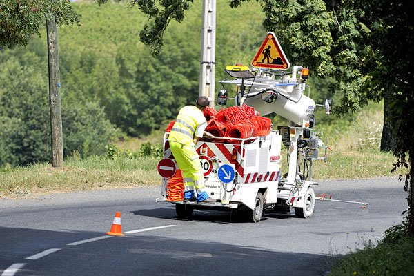 Marquage routier avec NF Service