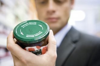 L’affichage environnemental donne au consommateur la note « verte » d’un produit. Une note obtenue à l’issue de calculs sur plusieurs critères.